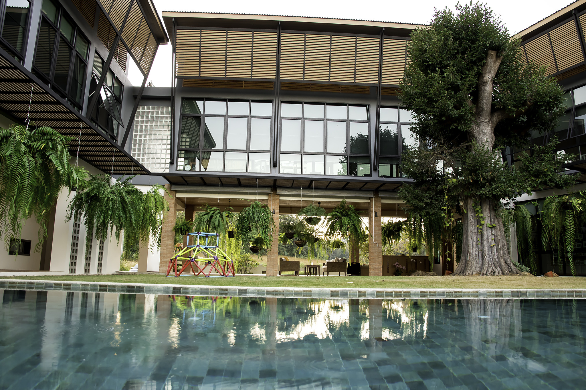 Niwat Architects